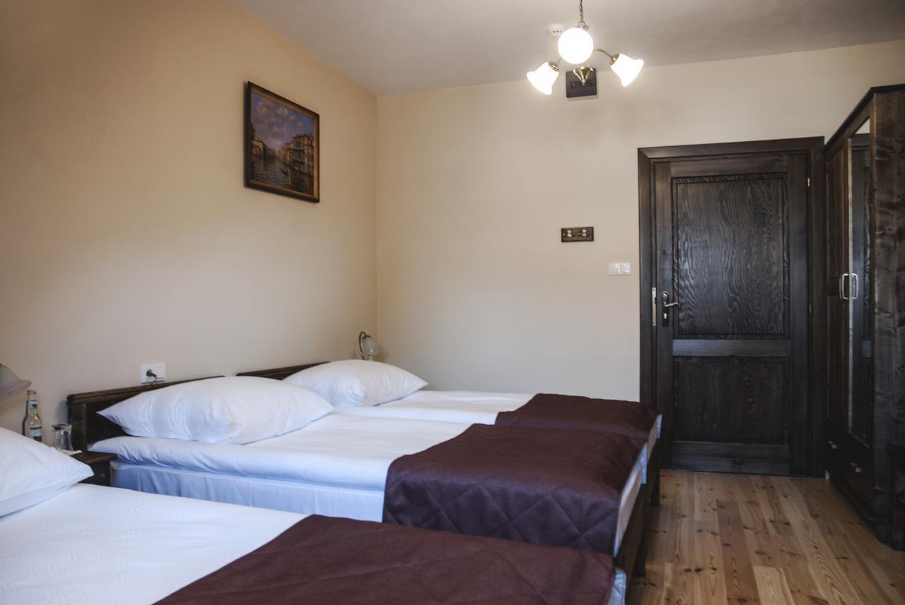 Hotel Pod Kogutkiem Krzywaczka Kültér fotó