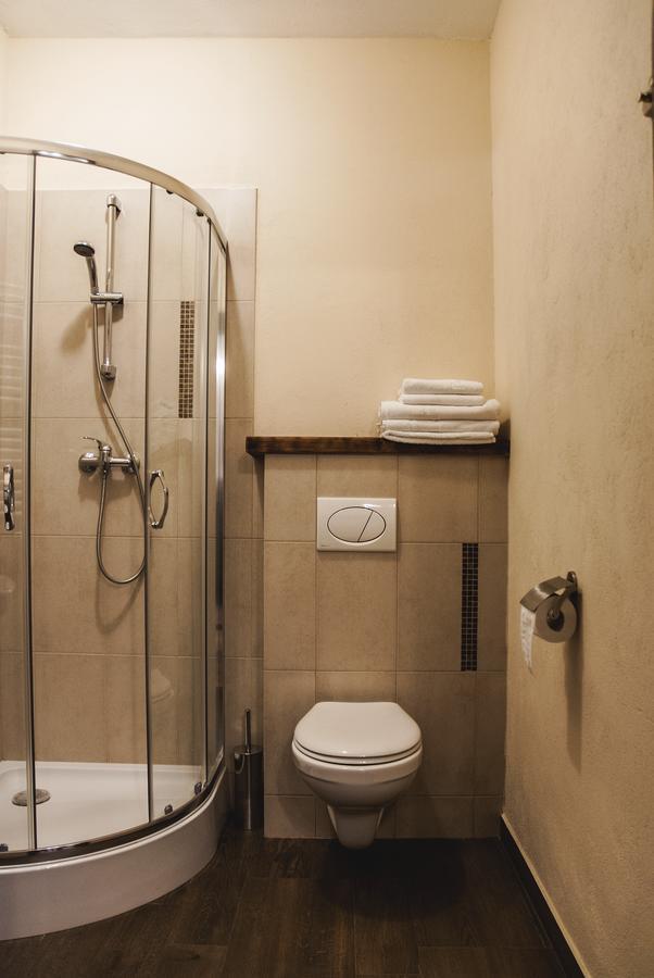 Hotel Pod Kogutkiem Krzywaczka Kültér fotó
